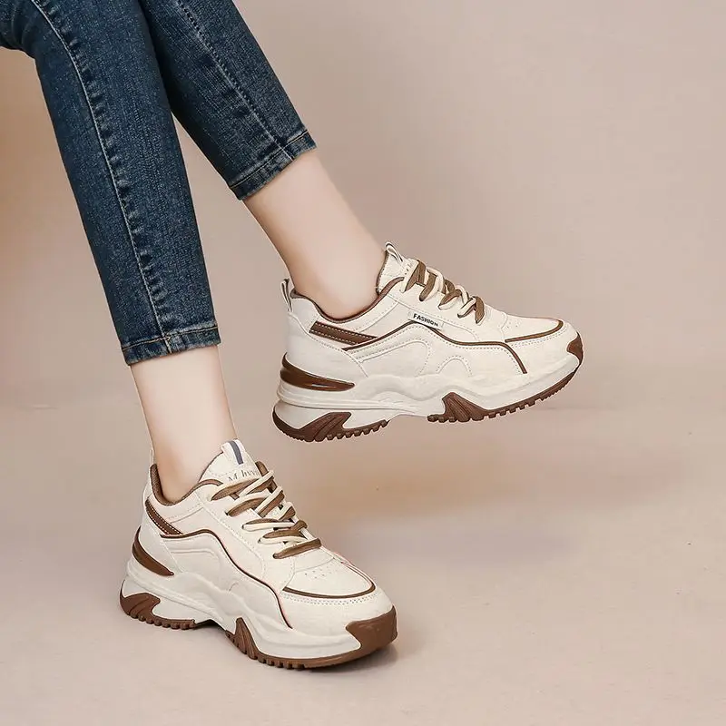 Damessneakers met dikke zool H - Sewing Latex recensie en prijs